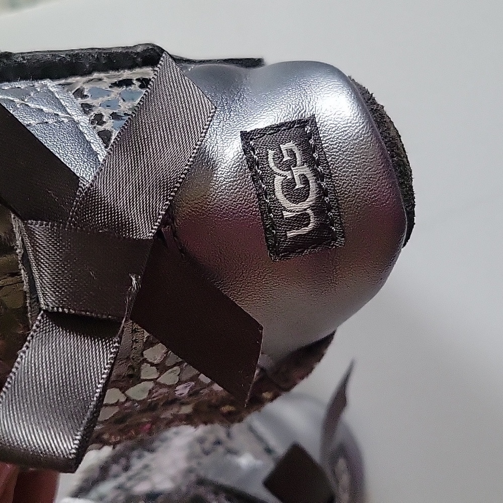 UGG Kids Boots in Shiny Silver - Picture 7 of 12